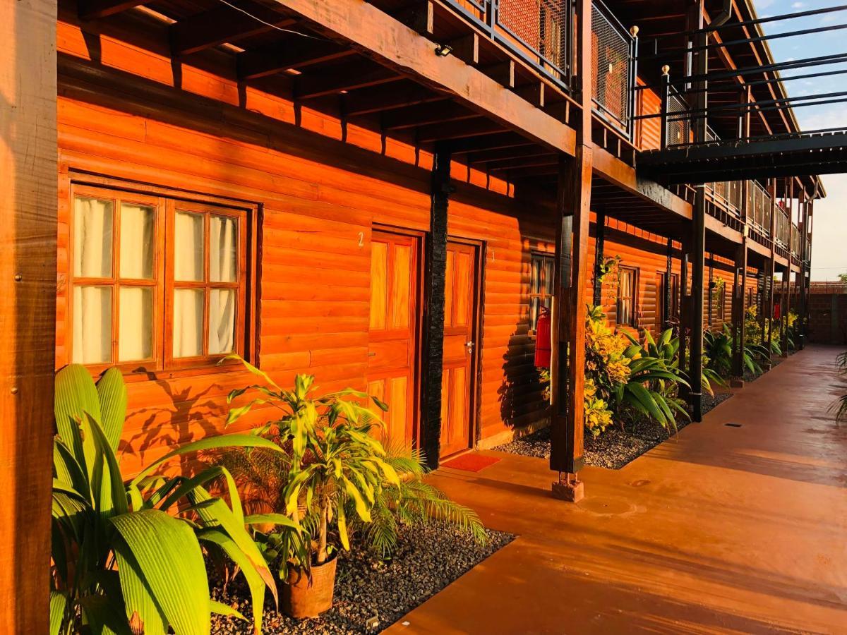 Hotel Alma Pura Puerto Iguazu Exterior photo
