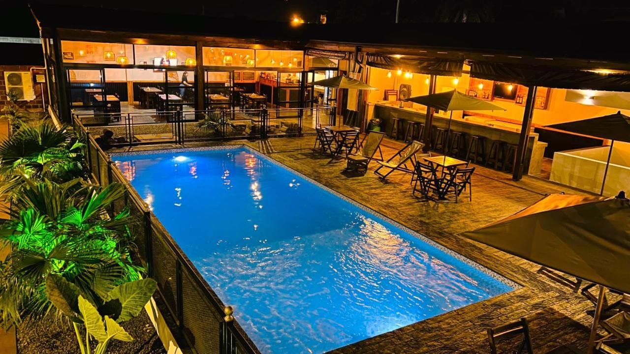 Hotel Alma Pura Puerto Iguazu Exterior photo