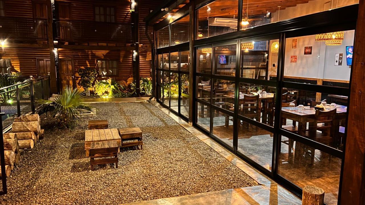 Hotel Alma Pura Puerto Iguazu Exterior photo